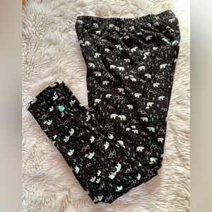 3/$35 “Arctic Ridge” print Sweetlegs Plus